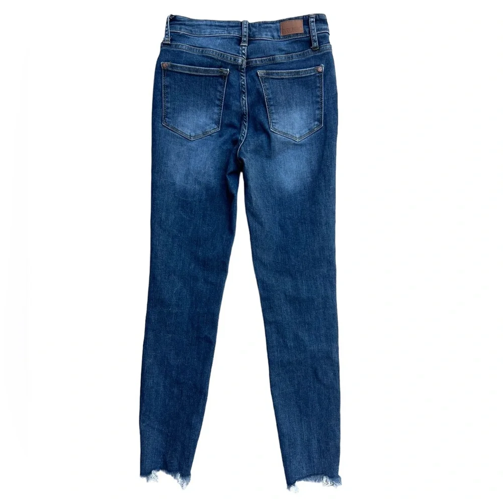 Judy Blue Eva Mid-Rise Fray Hem Skinny Size 0/24 - Picture 5 of 12